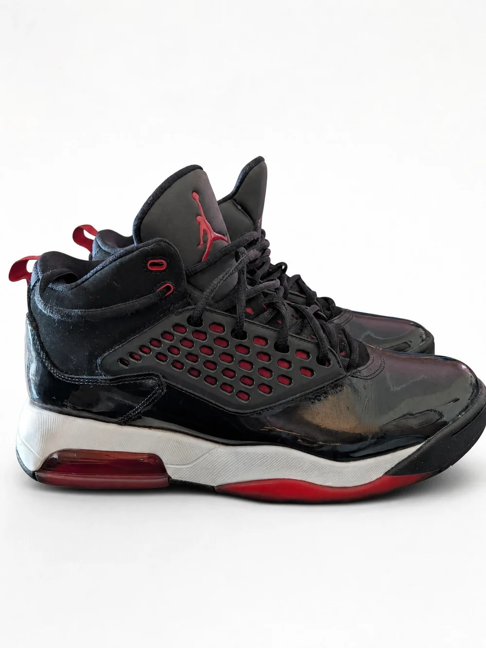 Nike Air Jordan Maxin 200 Black Gym Red CD6107-001 Men's Size 11 Basketball Shoe